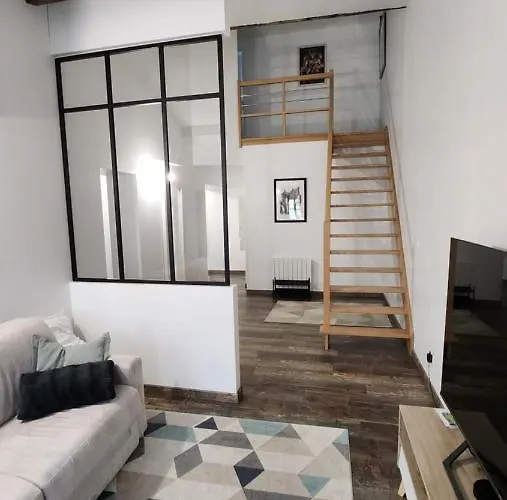 Au Coeur De De شقة *